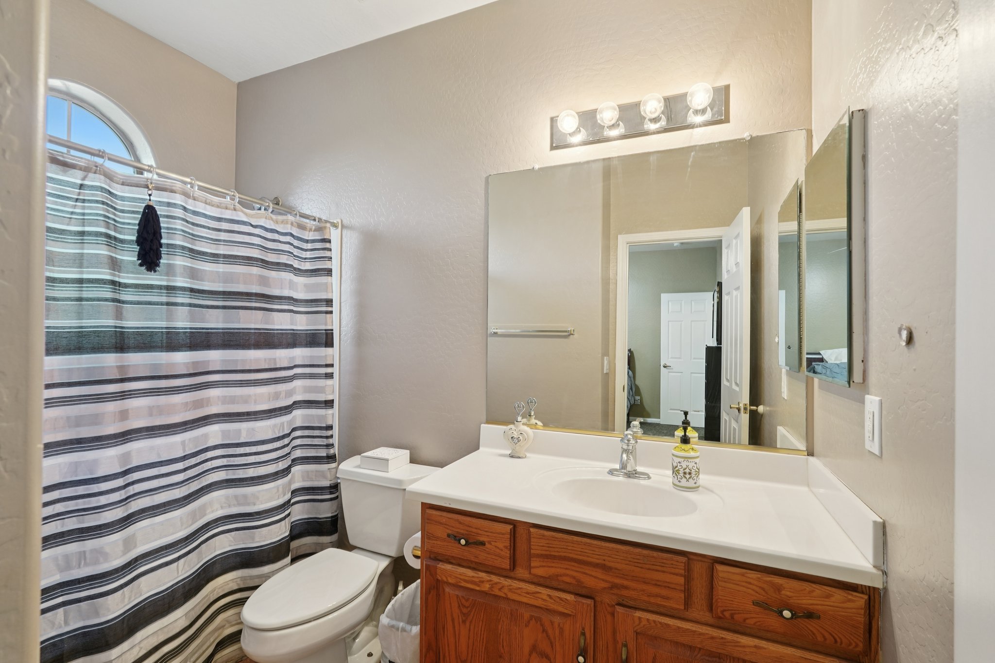 E Cabazon Ct-S2407-056.jpg