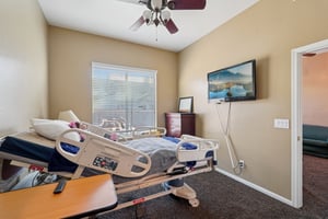 E Cabazon Ct-S2407-029.jpg