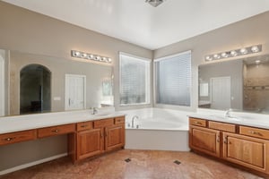 E Cabazon Ct-S2407-036.jpg