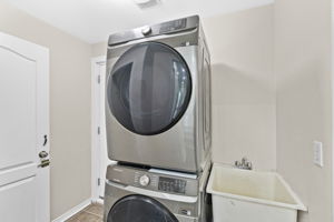  Photo 49