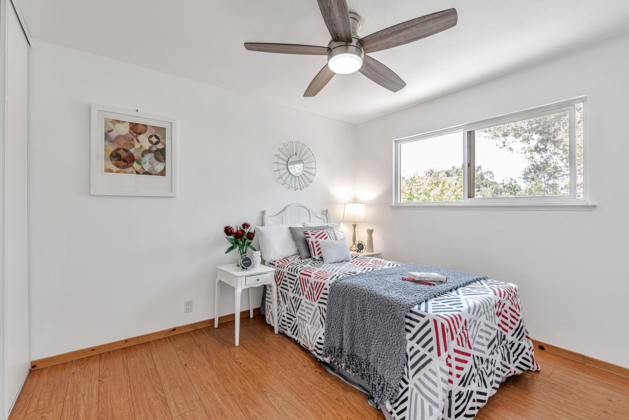 028_347 Kinross Dr