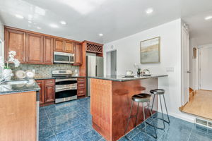 009_347 Kinross Dr