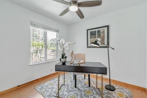 018_347 Kinross Dr