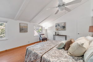 024_347 Kinross Dr