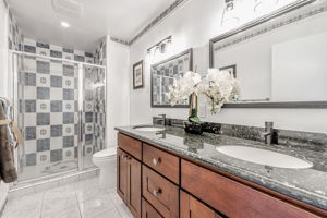 031_347 Kinross Dr