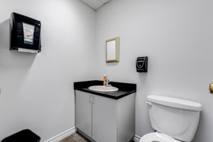  Photo 40