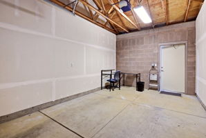  Photo 34