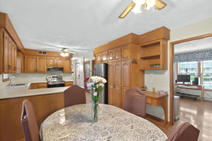  Photo 45