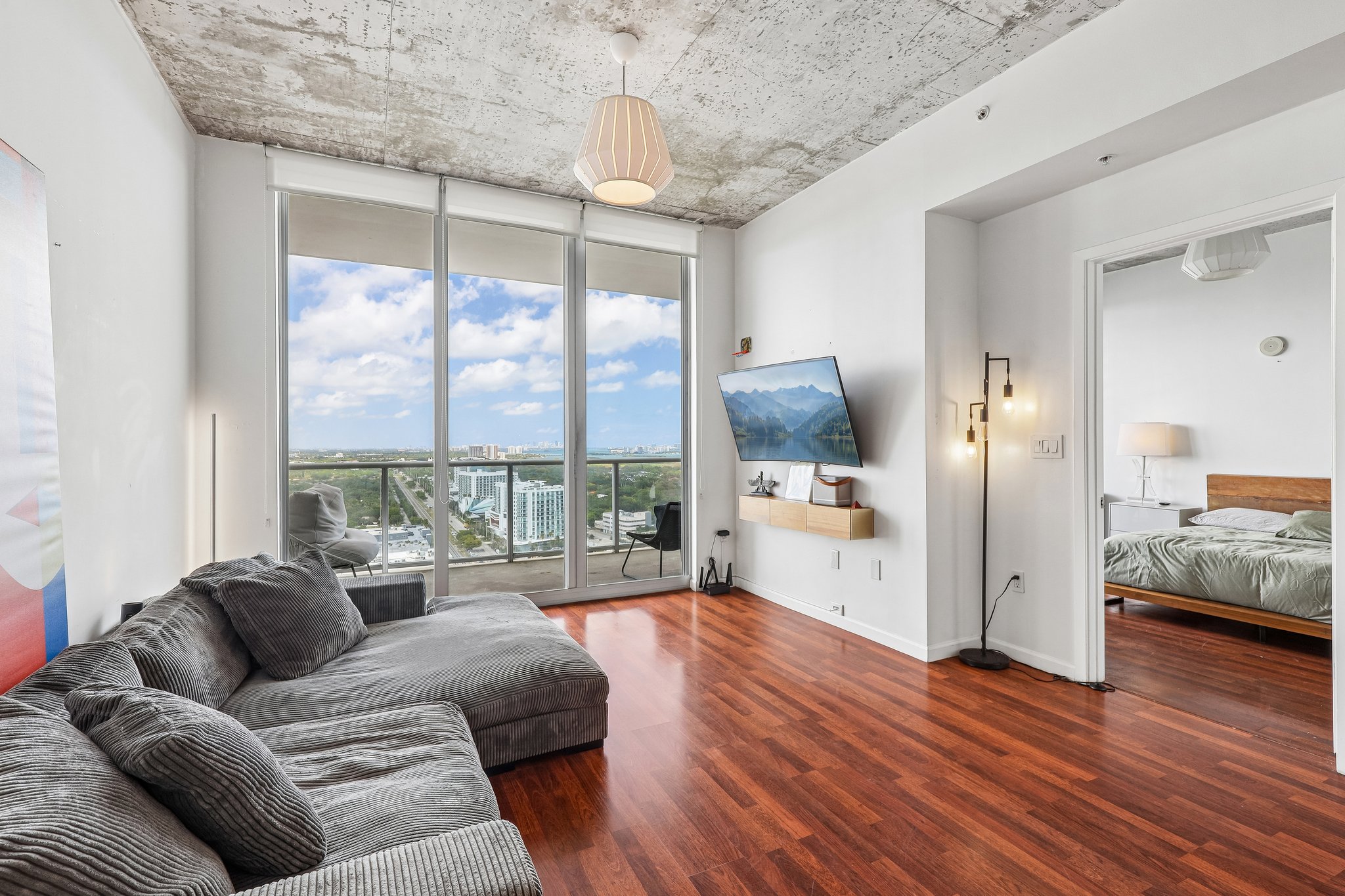 E Coast Ave H2503-S2504-003.jpg