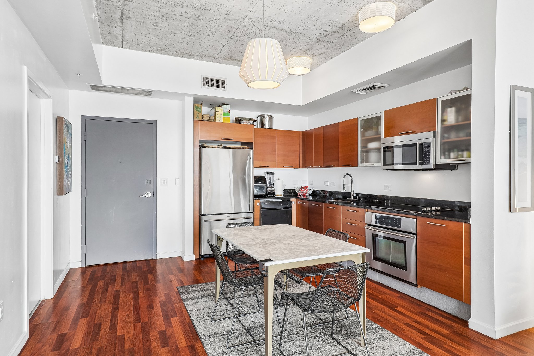 E Coast Ave H2503-S2504-009.jpg
