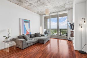 E Coast Ave H2503-S2504-002.jpg