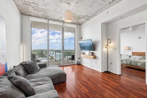 E Coast Ave H2503-S2504-003.jpg