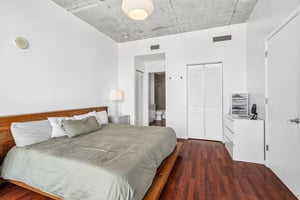 E Coast Ave H2503-S2504-014.jpg