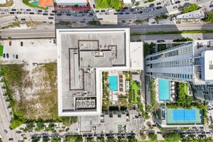 E Coast Ave H2503-S2504-032.jpg