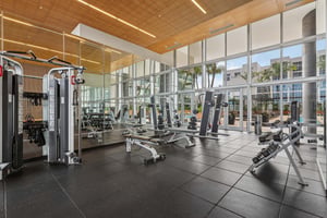 E Coast Ave H2503-2504-908.jpg