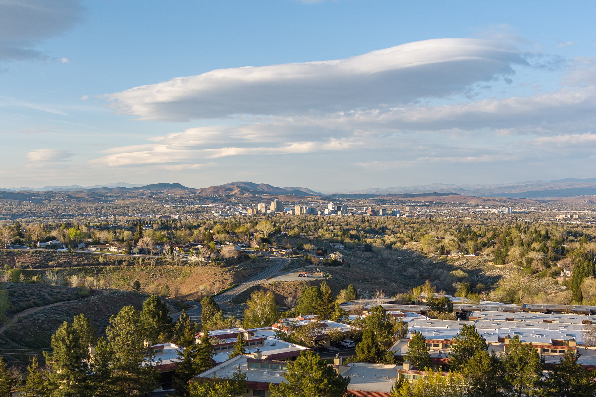 3471 Skyline Blvd, Reno, NV 89509, USA Photo 6