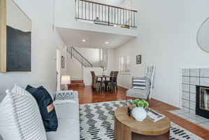 009_34722 Siward Dr