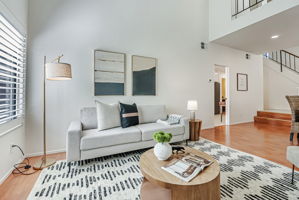 010_34722 Siward Dr