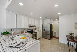 017_34722 Siward Dr