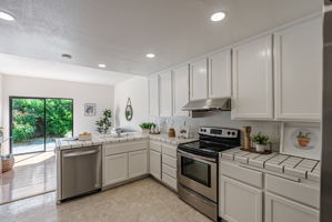 019_34722 Siward Dr