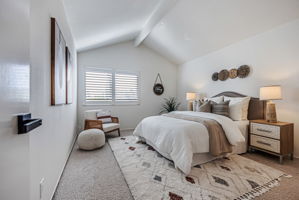 028_34722 Siward Dr