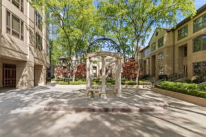 Building - Courtyard