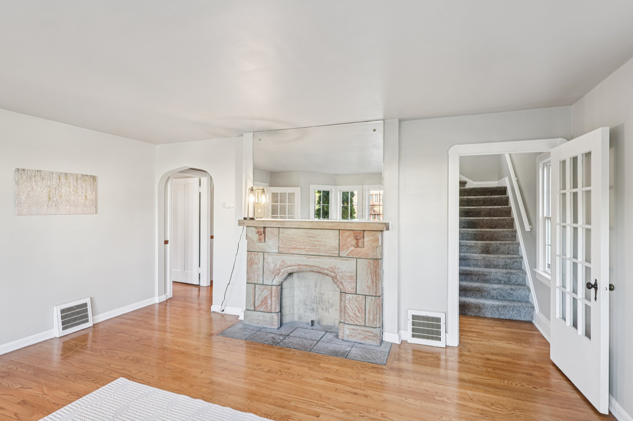 W 145th St-S1810-007.jpg