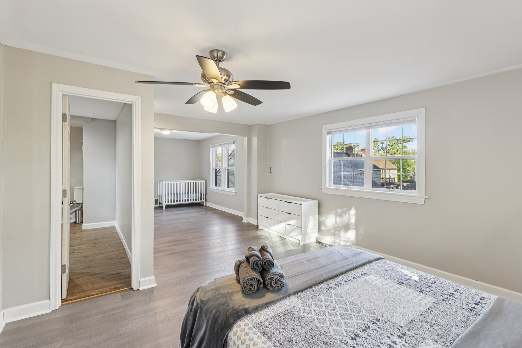 W 145th St-S1810-041.jpg