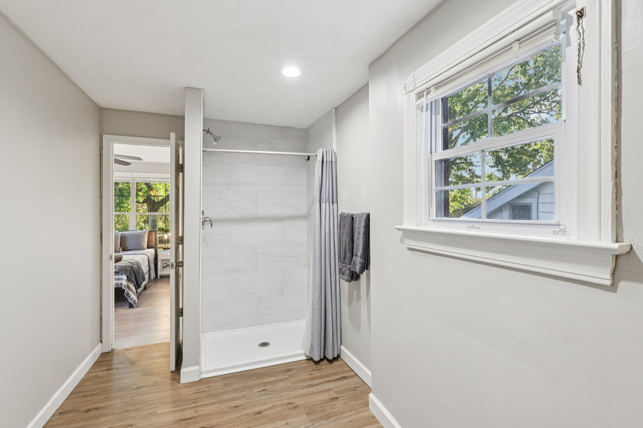 W 145th St-S1810-044.jpg