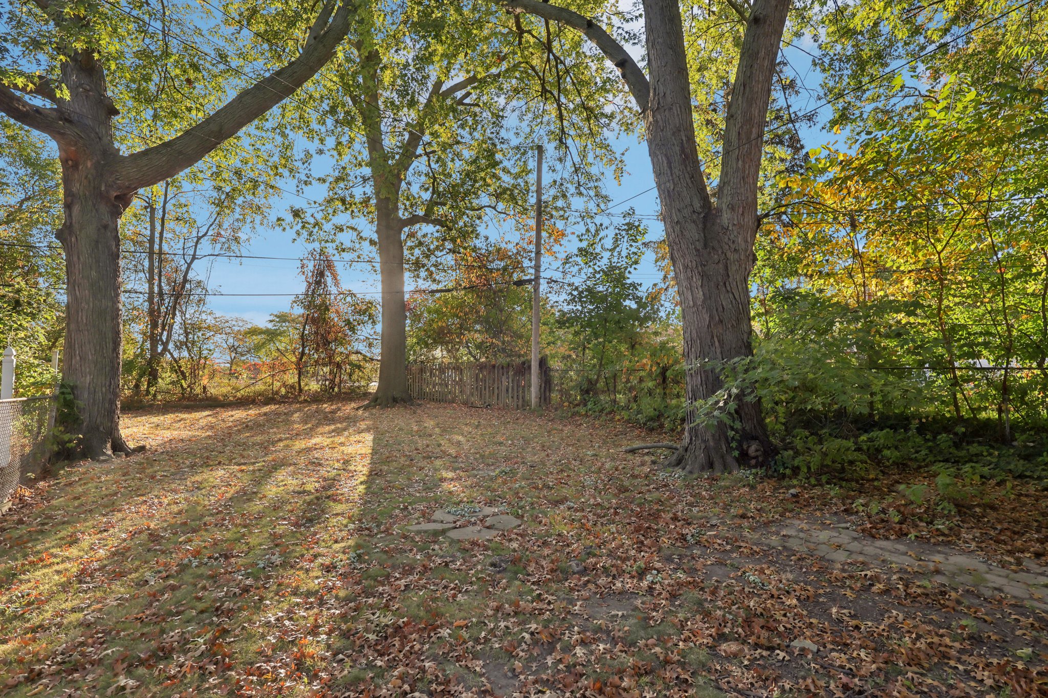 W 145th St-S1810-050.jpg