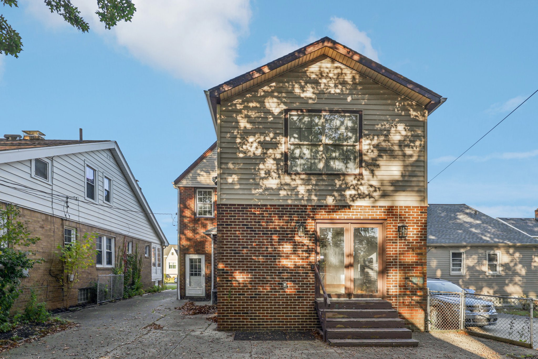 W 145th St-S1810-054.jpg
