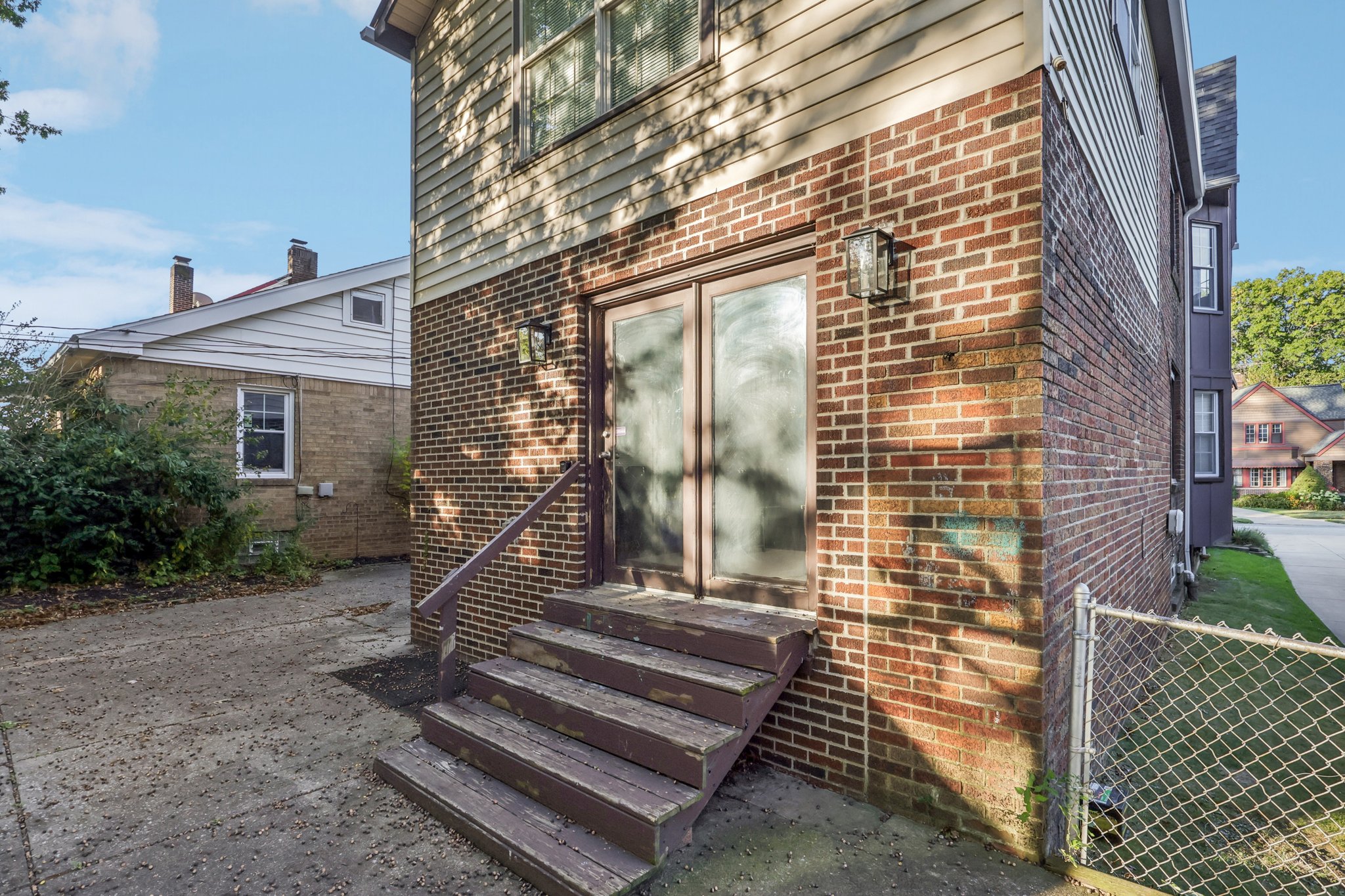 W 145th St-S1810-056.jpg