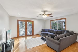 W 145th St-S1810-009.jpg