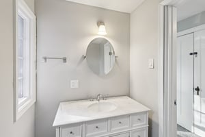 W 145th St-S1810-045.jpg