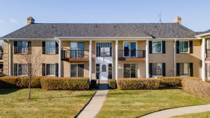 34750 Huntley Dr, Sterling Heights, MI 48312, USA Photo 3