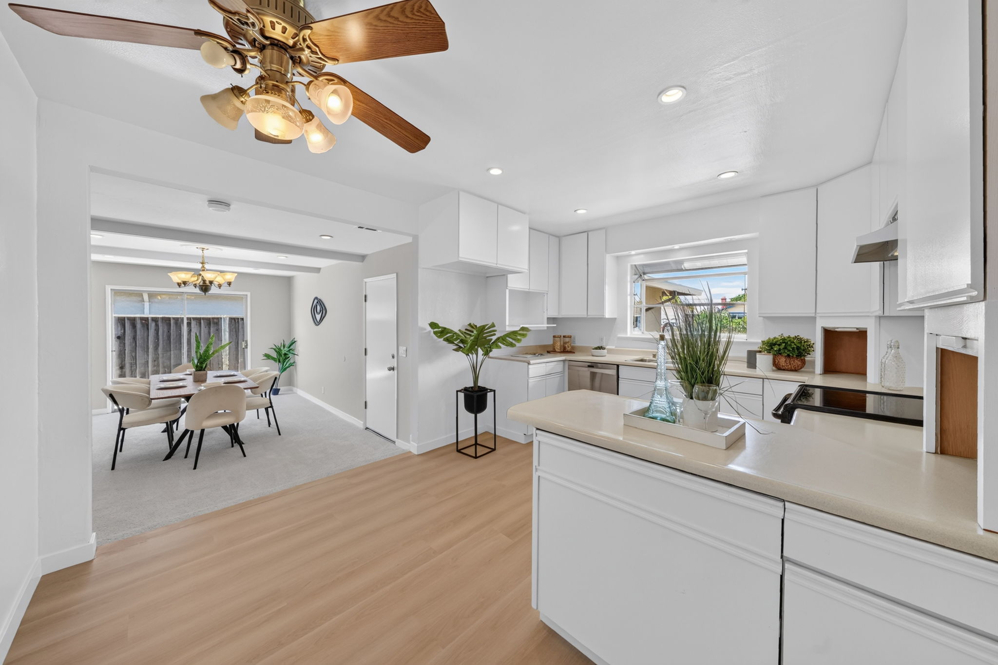 03_Kitchen_Angle_B