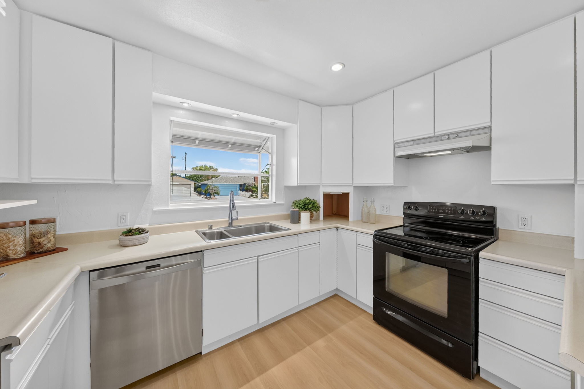 03_Kitchen_Angle_D