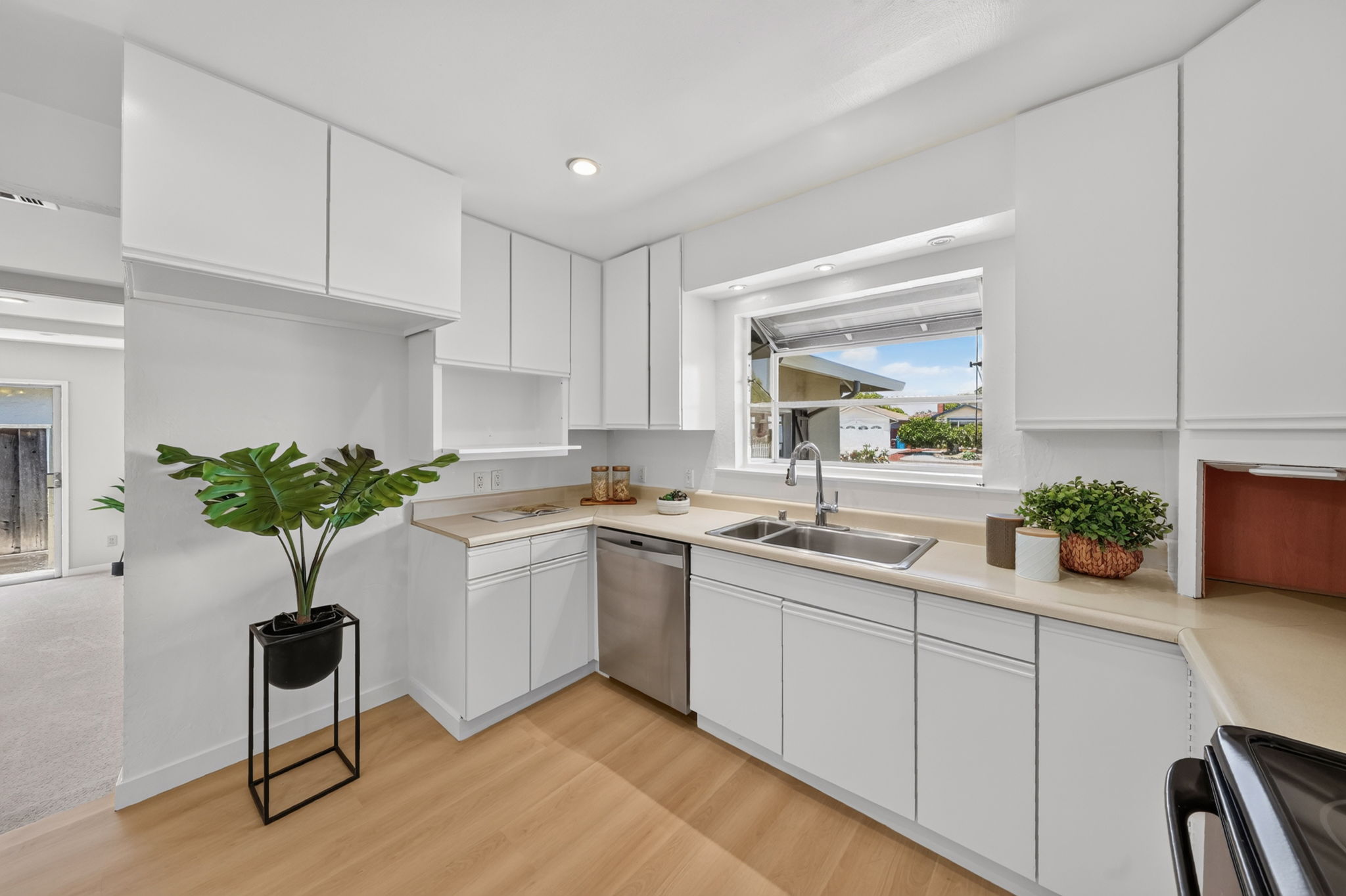 03_Kitchen_Angle_G