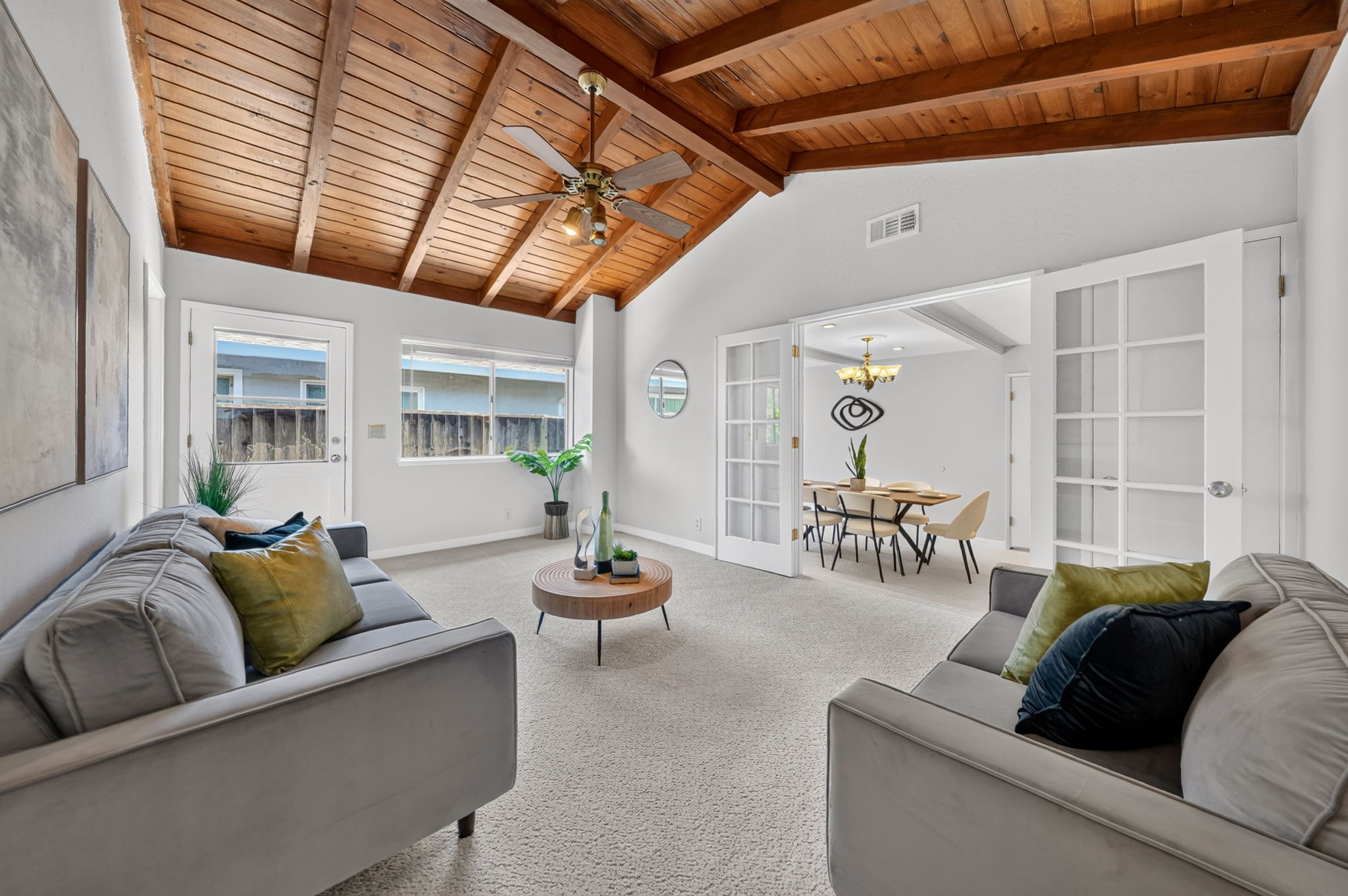 05_Family_Room_Angle_B