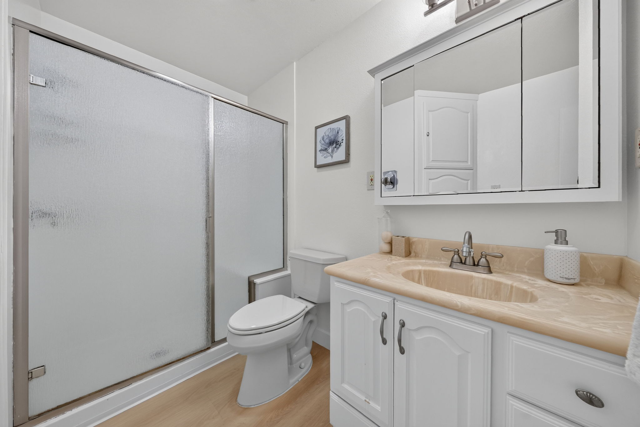 11_Secondary_Bathroom_2_Angle_A