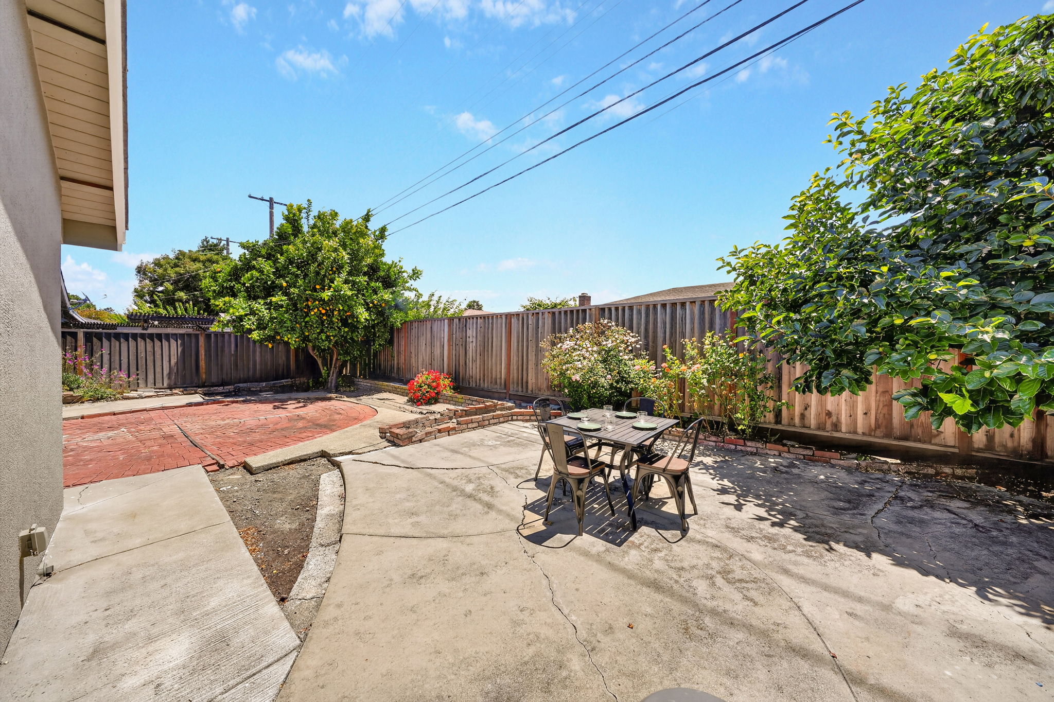 16_Back_Yard_Patio_Angle_E