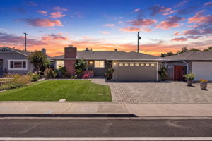 01_Front_Exterior_Angle_D_Twilight_v1