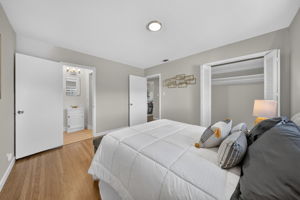 06_Primary_Bedroom_Angle_B