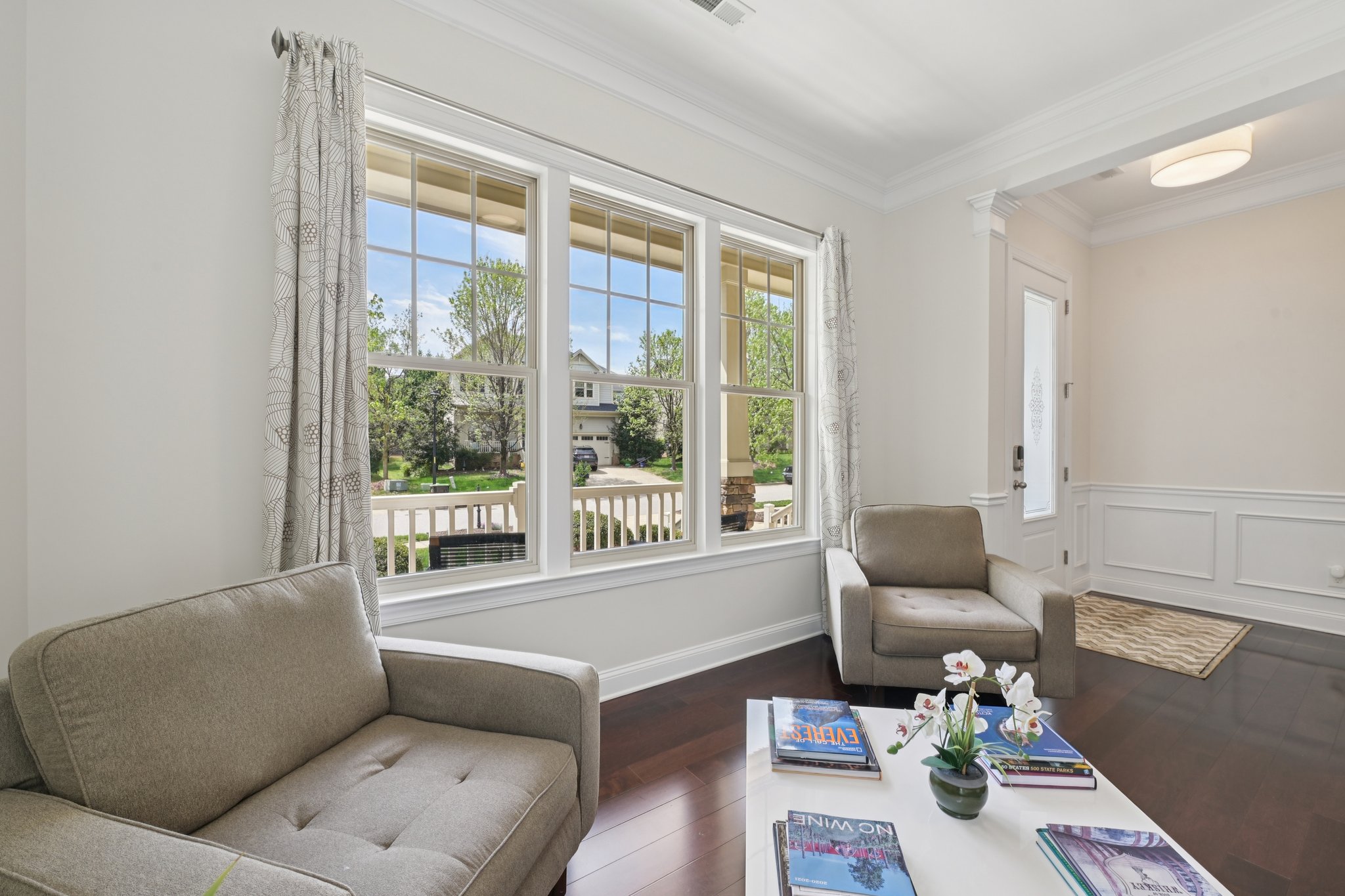 Briarfield Dr-S0704-010.jpg