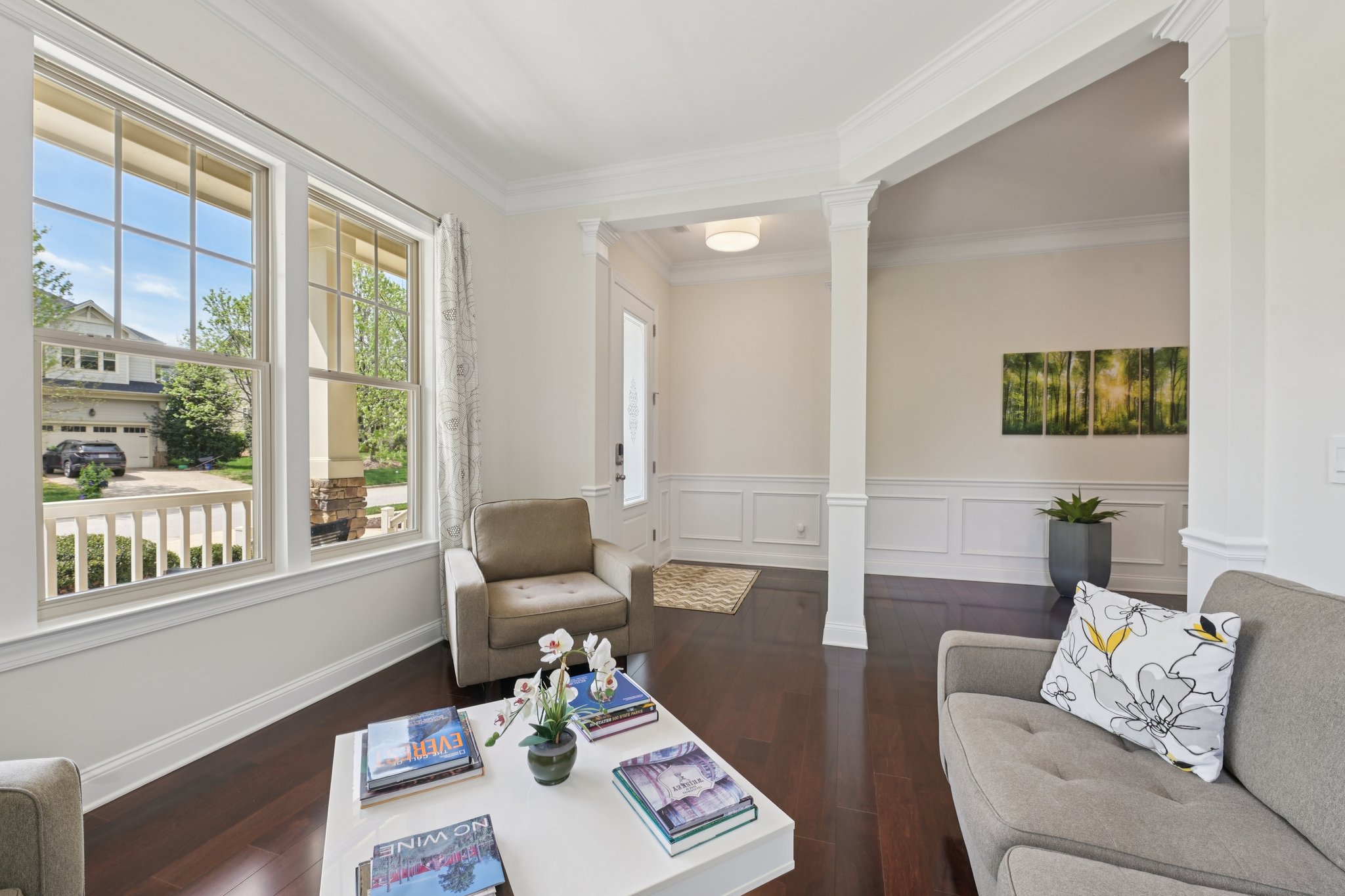 Briarfield Dr-S0704-011.jpg