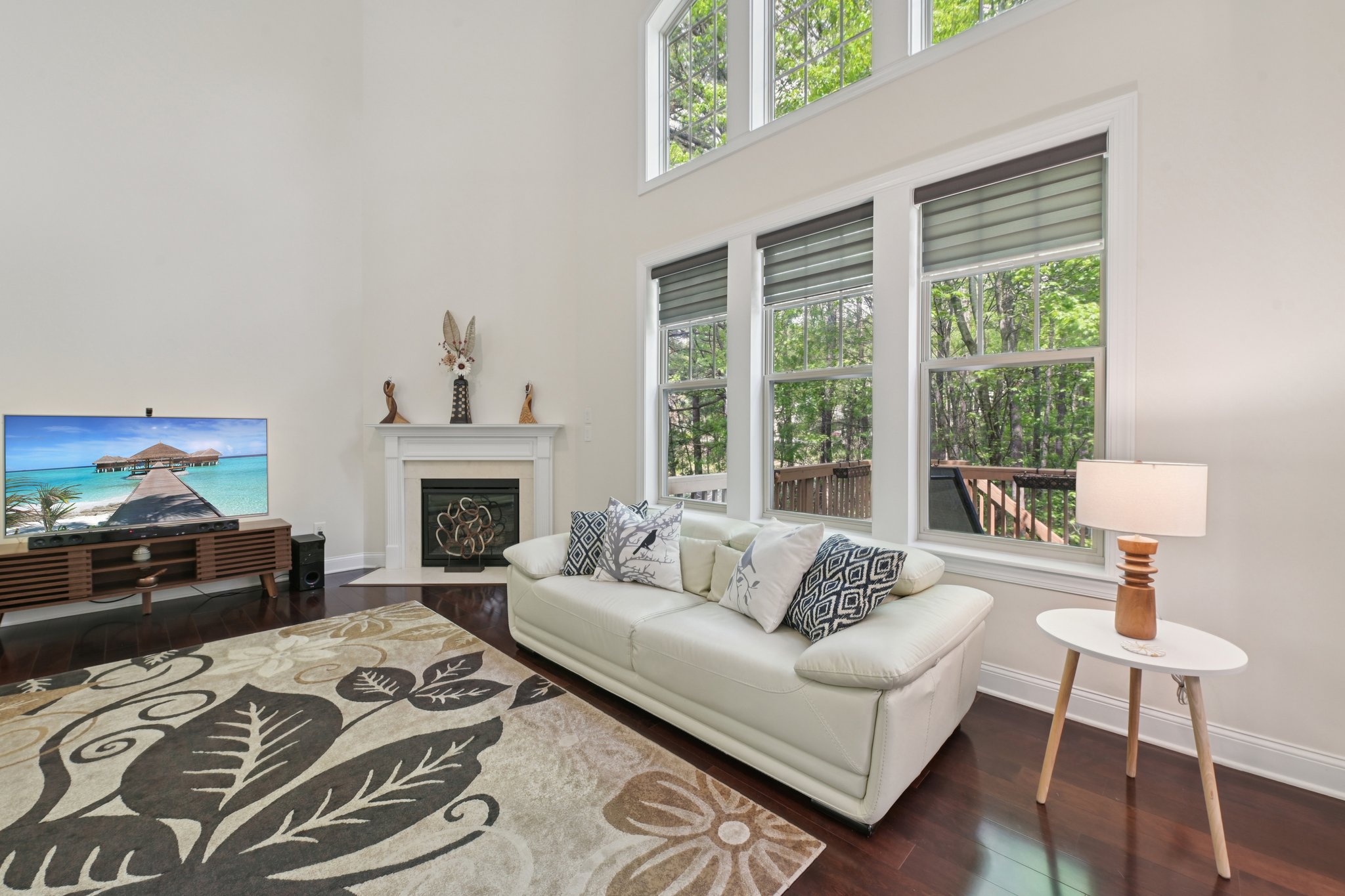 Briarfield Dr-S0704-014.jpg