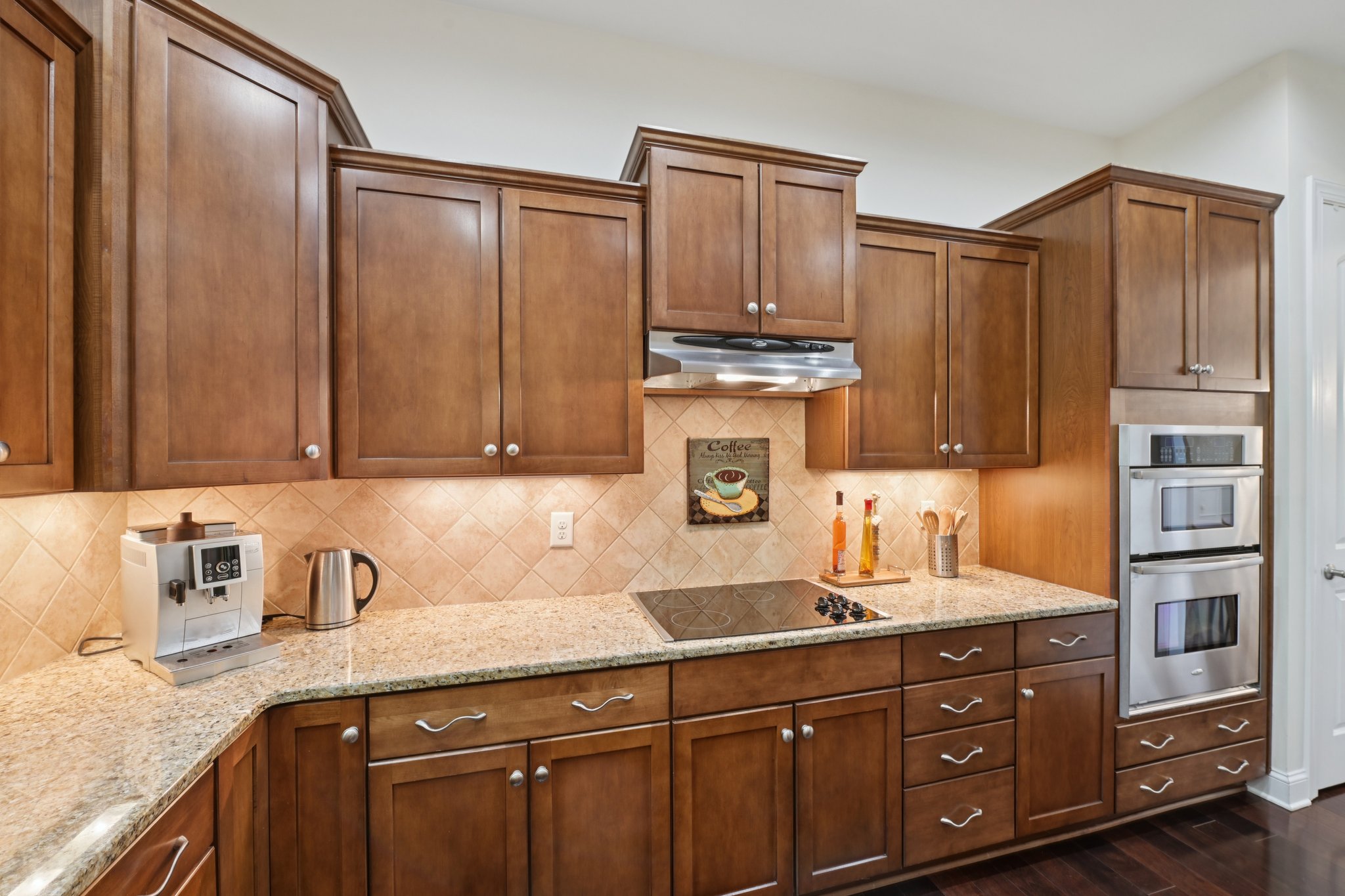 Briarfield Dr-S0704-024.jpg