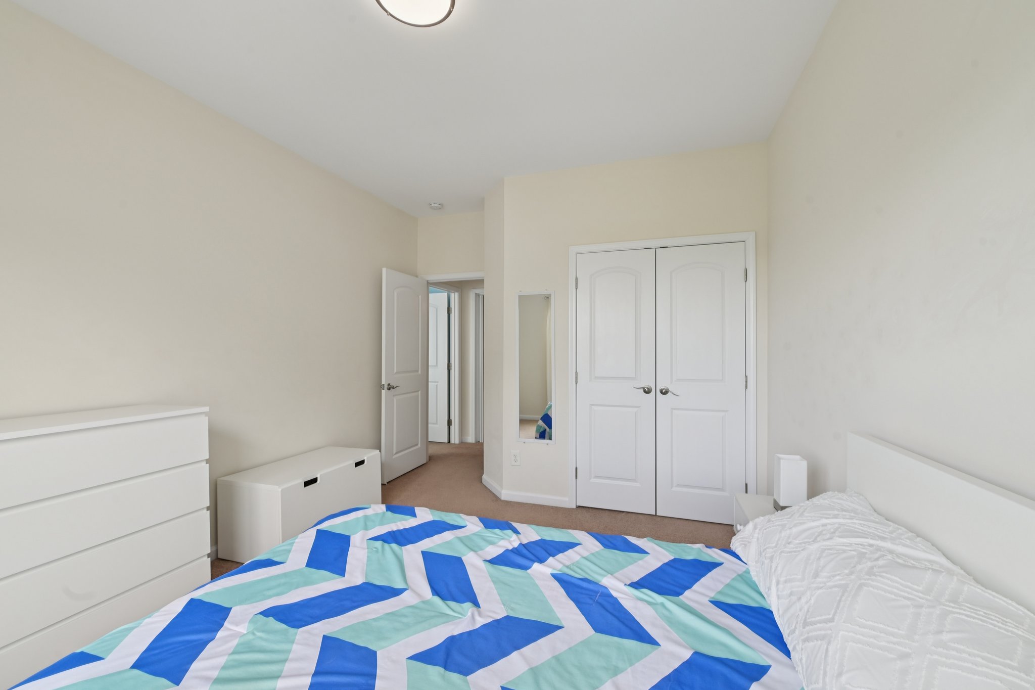 Briarfield Dr-S0704-042.jpg