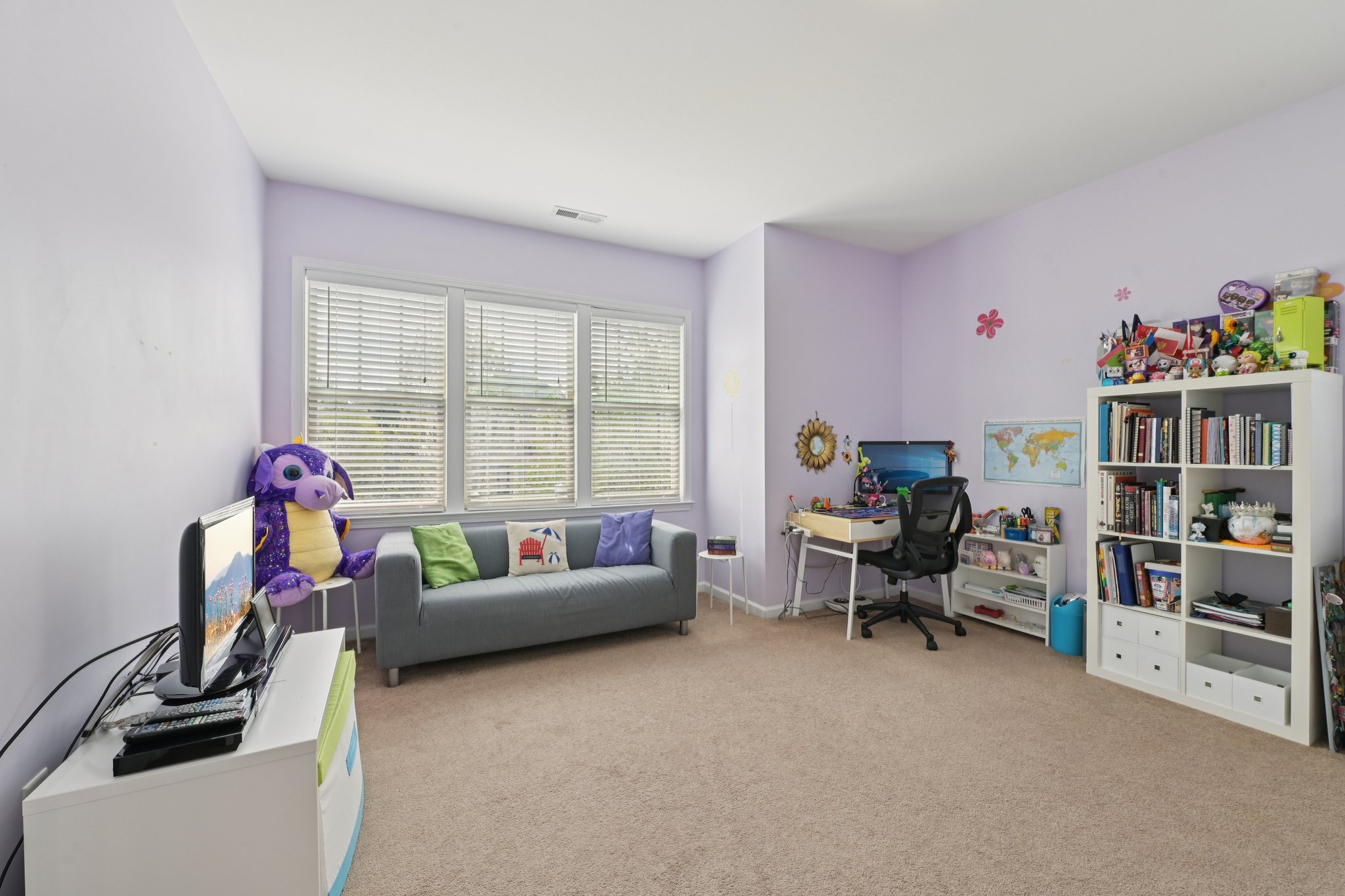 Briarfield Dr-S0704-047.jpg