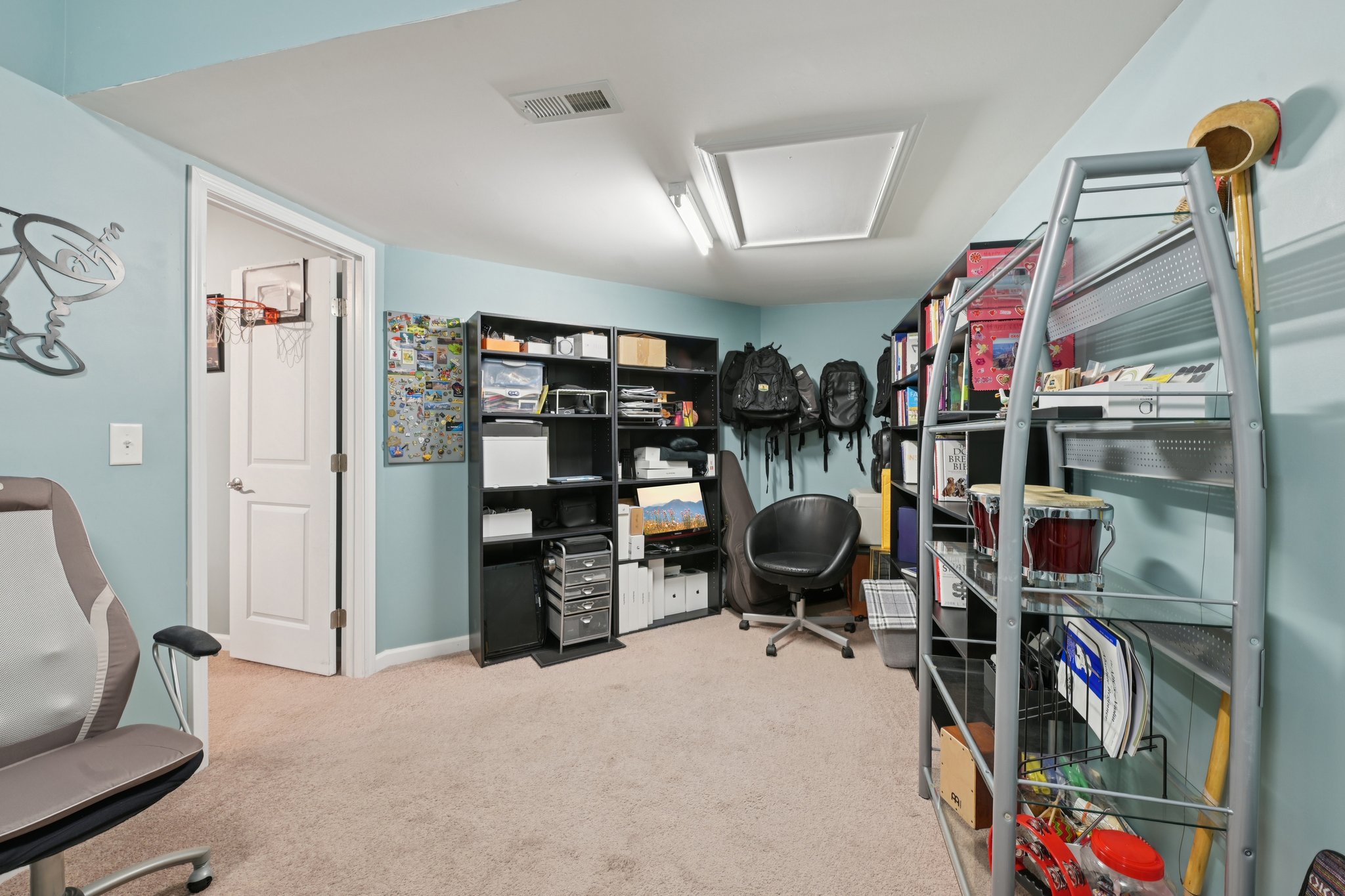 Briarfield Dr-S0704-059.jpg